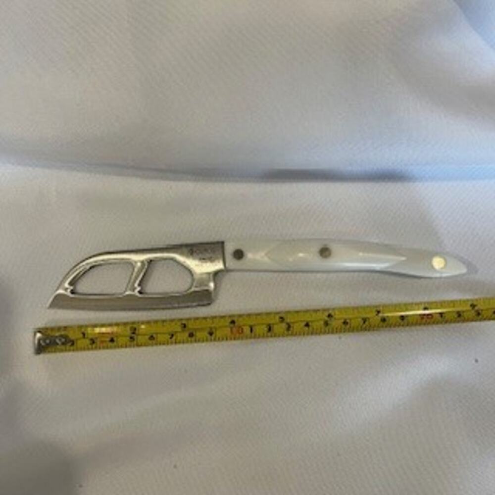 Cutco Santoku-Style Cheese Knife 3764 KP White Pearl Handle